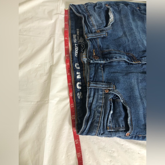 S.O.N.G. Perfect High Rise Skinny Ankle Jeans 9/29 Distressed Skater Rips - Picture 10 of 11